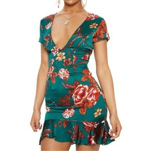 PrettyLittleThing Emerald Green Criss Cross Back Frill Hem Bodycon Dress